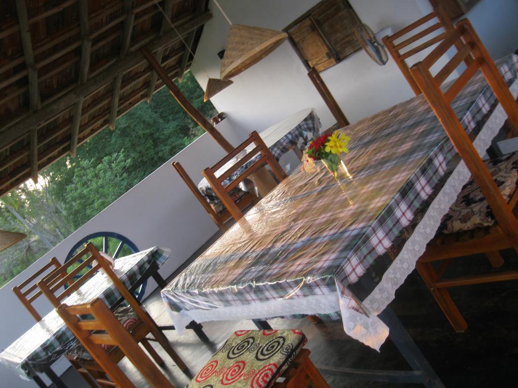 Appartement Sunshine Cafe à Tangalle Extérieur photo
