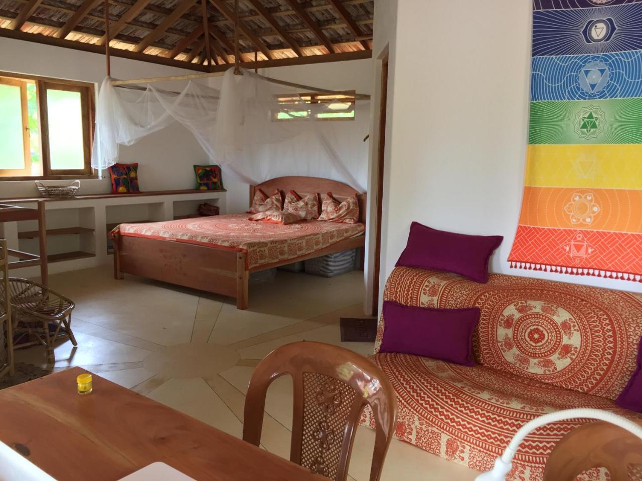 Appartement Sunshine Cafe à Tangalle Extérieur photo